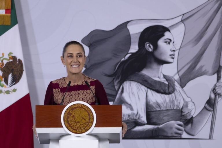 Claudia Sheinbaum responde a Abelardo de la Espriella por declarar «objetivo militar» a cárteles de México