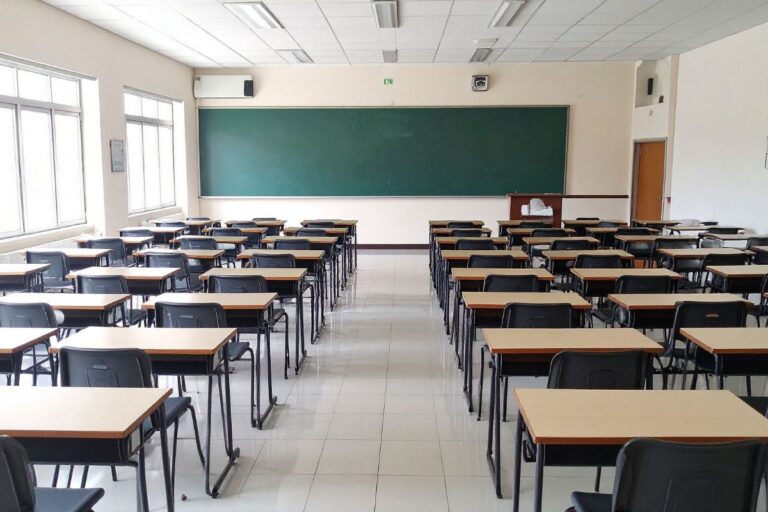 USEBEQ suspende descuentos a 55 maestros afectados por un presunto fraude en Querétaro