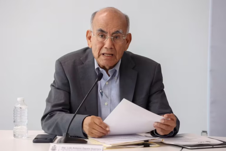 Antonio Zapata abre la puerta a una candidatura en Corregidora para el proceso electoral de 2027