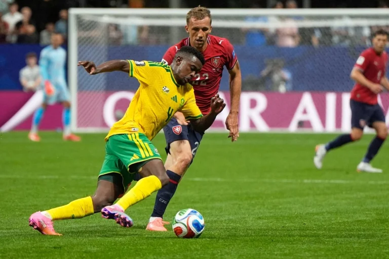 República Checa y Sudáfrica empatan en el Mundial y mantienen vivas sus esperanzas en el Grupo A