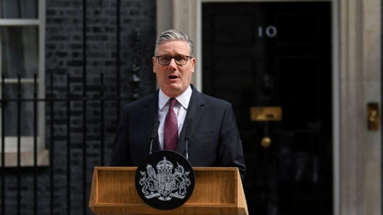 Keir Starmer renuncia como primer ministro de Reino Unido tras perder el respaldo laborista