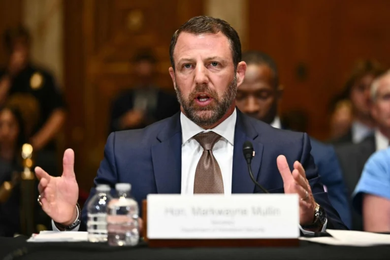 Markwayne Mullin, secretario de Seguridad Nacional de EE. UU., elogia cooperación de Claudia Sheinbaum y pide respetar soberanía de México