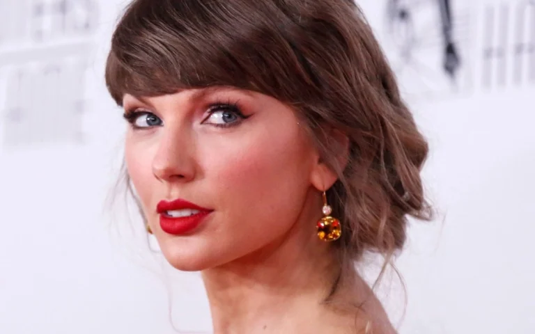 Taylor Swift se convierte en la mujer más joven en ingresar al Salón de la Fama de los Compositores