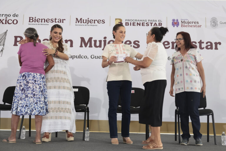Claudia Sheinbaum encabeza la presentación del programa Pensión Mujeres Bienestar en Acapulco
