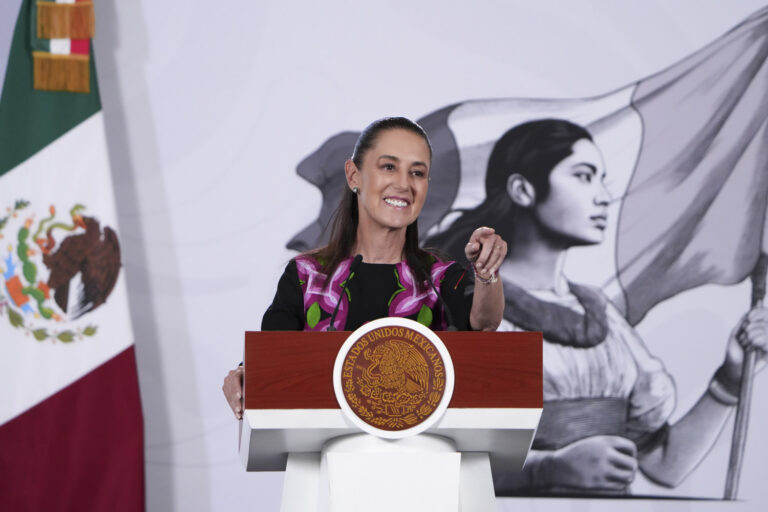 Claudia Sheinbaum descarta censura en lineamientos sobre derechos de las audiencias y destaca consulta pública