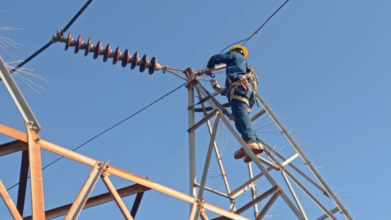 CFE invertirá más de 9 mil millones de pesos para fortalecer la red eléctrica de Querétaro al 2030