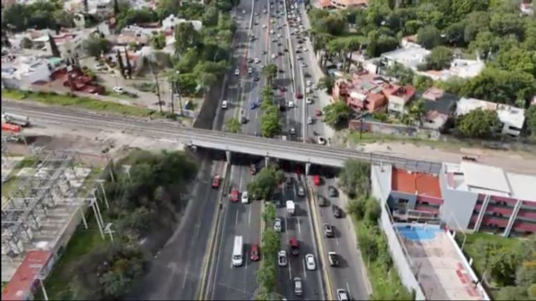 Reducción de 11 a 7 semanas en la obra del puente ferroviario en Bernardo Quintana