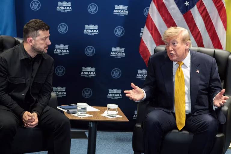 Trump anuncia licencia para fabricar misiles Patriot en Ucrania y advierte duros ataques contra Irán