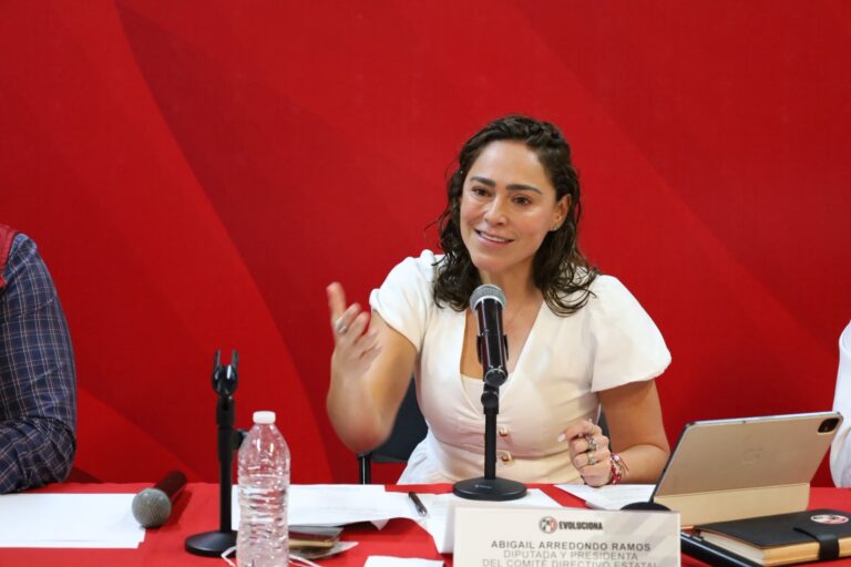 Abigail Arredondo Propone Mayor Regulación y Vigilancia al Autotransporte de Doble Articulación en Carreteras