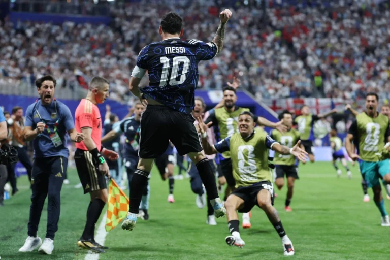 Argentina vs Inglaterra: La Albiceleste vence agónicamente 2-1 y avanza a la Final del Mundial 2026