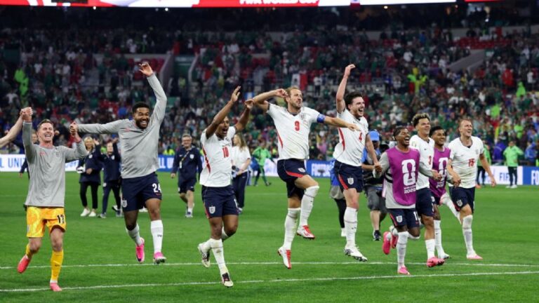 Inglaterra planea partido amistoso ante México en Wembley tras su experiencia en el Estadio Azteca