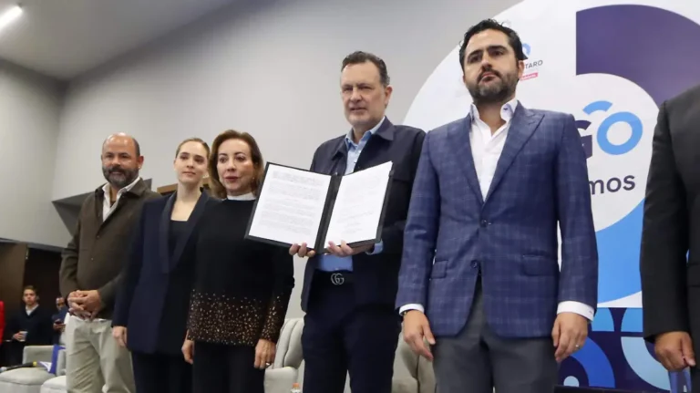 Francia y otros países analizan replicar la denominada «Ley Kuri» de Querétaro sobre tecnología en escuelas