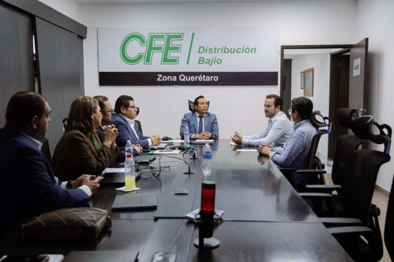 Mauricio Cárdenas Impulsa Mesa de Trabajo con CFE para Atender Inquietudes sobre Suministro Eléctrico