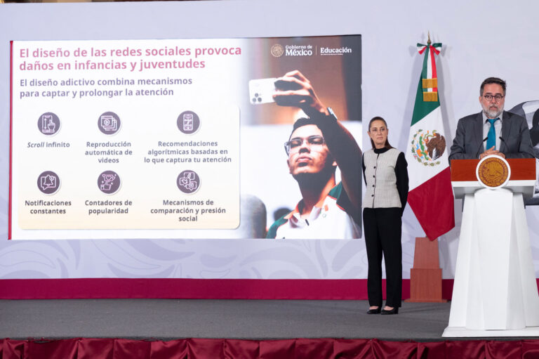 Claudia Sheinbaum alerta sobre la adicción infantil a las redes sociales