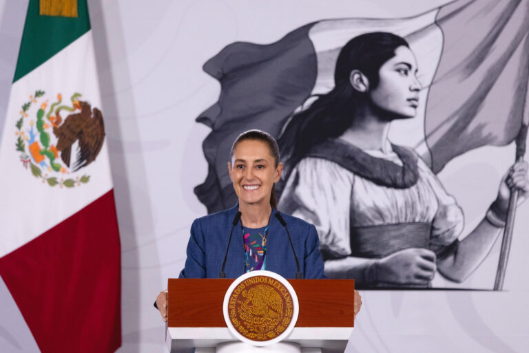 Claudia Sheinbaum niega persecución política contra Alejandro Moreno tras detención de sus colaboradores