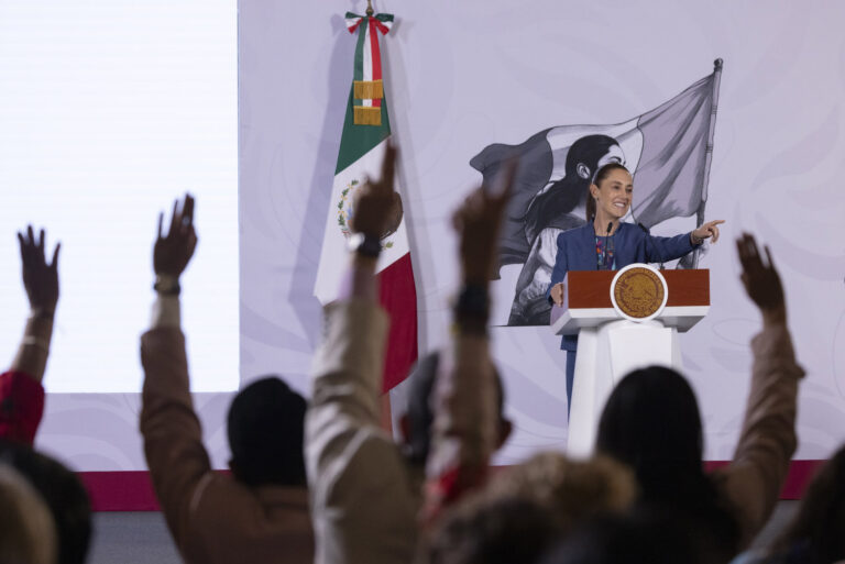 Claudia Sheinbaum rechaza derecho de réplica del PAN dentro de las conferencias mañaneras