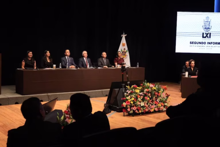 Presentan el segundo informe de la 61 Legislatura de Querétaro