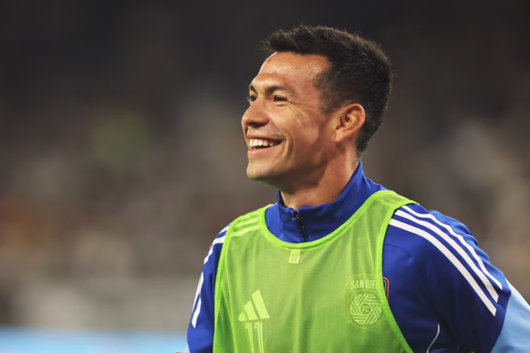 LA Galaxy negocia la incorporación de Hirving “Chucky” Lozano tras descartarse su regreso a la Liga MX