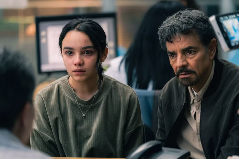 Eugenio Derbez y Pedro Alonso protagonizan ‘El juicio’, serie de Prime Video sobre impunidad y violencia de género.