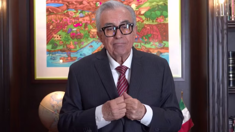 Rubén Rocha Moya solicita nueva licencia indefinida tras presiones de Claudia Sheinbaum y la dirigencia de Morena
