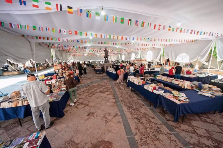 Comienza la cuarta Feria Internacional del Libro Querétaro 2026 en el Centro Histórico