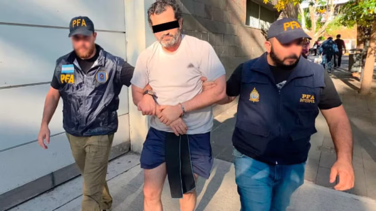 Agentes del FBI y la DEA se reunieron con Fernando Farías Laguna antes de su traslado a México