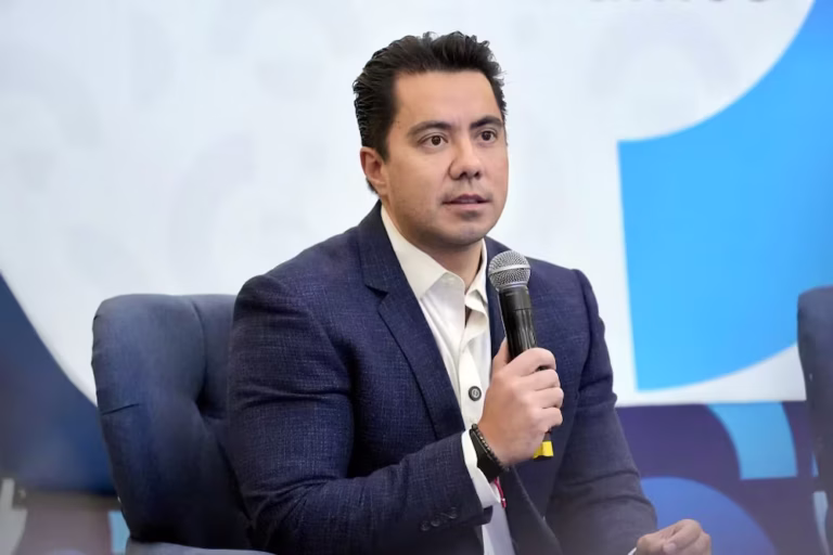 Felifer Macías llama a denunciar a falsos funcionarios públicos por extorsión