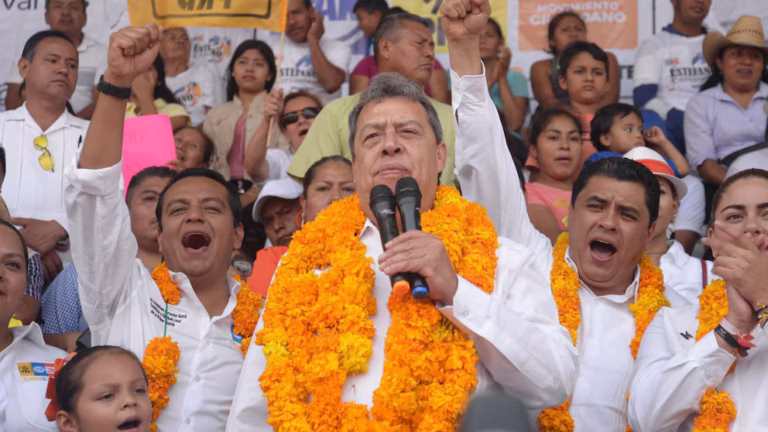 Ángel Aguirre ingresa al penal del Altiplano por el caso Ayotzinapa: lo acusan de desaparición forzada