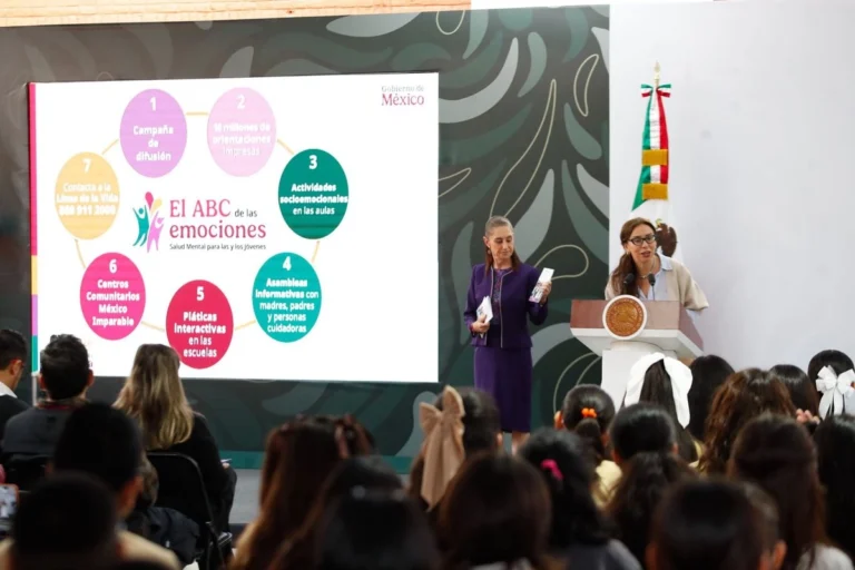 Claudia Sheinbaum anuncia el programa «ABC de las Emociones» para atender la salud mental en secundarias