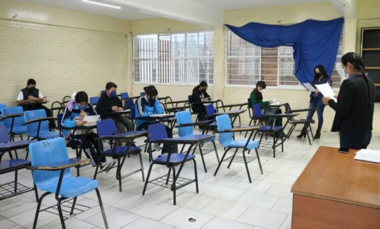 El programa de escuelas de tiempo completo continúa suspendido en Querétaro por revisión de reglas
