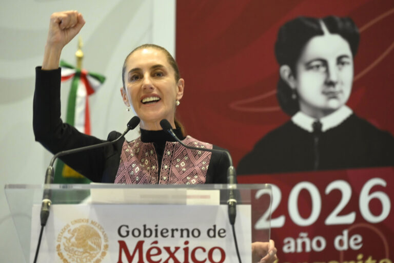 Claudia Sheinbaum reporta avance del Tren México-Querétaro e inversión social en su segundo informe de gobierno