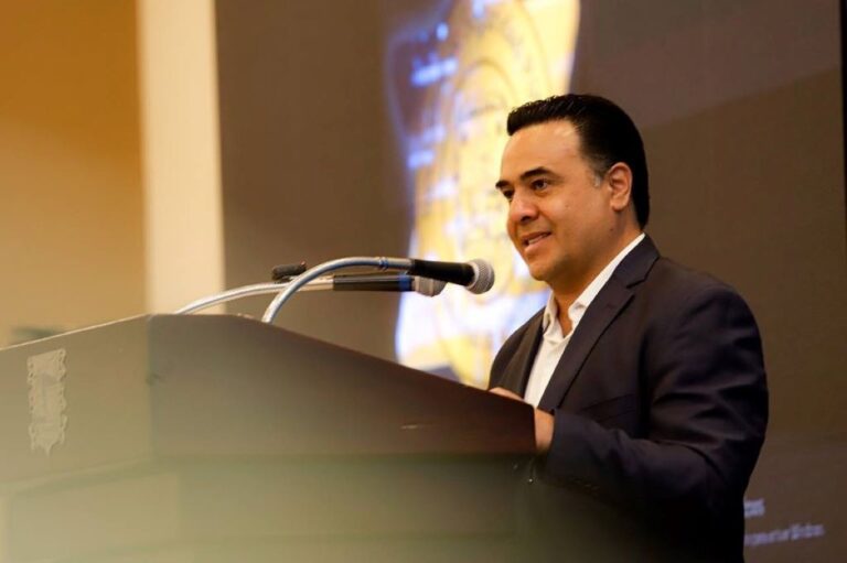 Luis Nava cerrará filas con quien gane la candidatura del PAN a la gubernatura de Querétaro