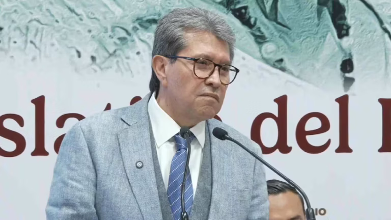 Ricardo Monreal rechaza la iniciativa del PAN para aplicar prisión vitalicia a narcopolíticos