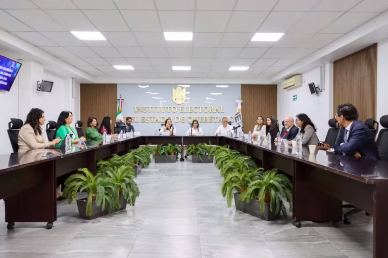 IEEQ declara improcedente iniciativa ciudadana sobre violencia familiar en Querétaro