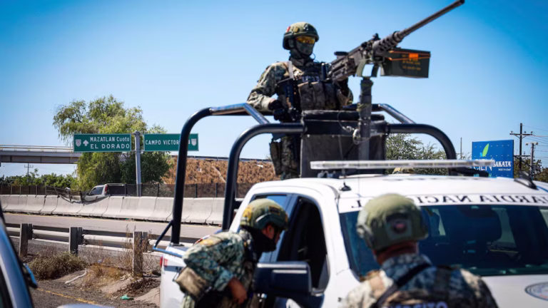 Despliegan mil 800 elementos de seguridad en Mazatlán por instrucción de Claudia Sheinbaum