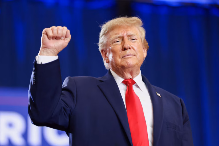 Donald Trump vuelve a presumir aranceles a la industria automotriz proveniente de México