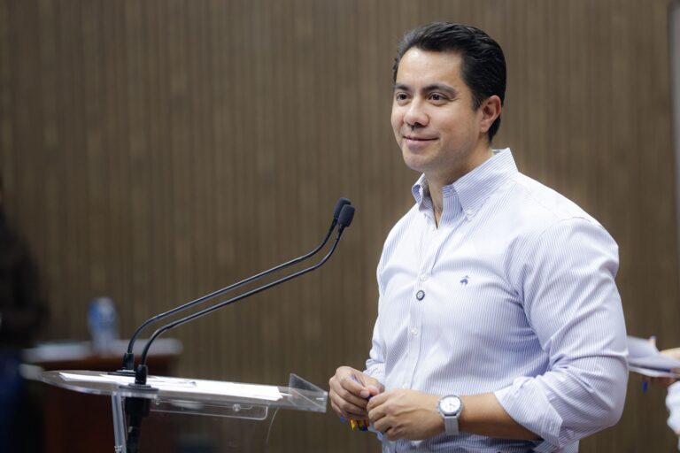 Felipe Macías lidera preferencia para la gubernatura de Querétaro rumbo a 2027, revela encuesta