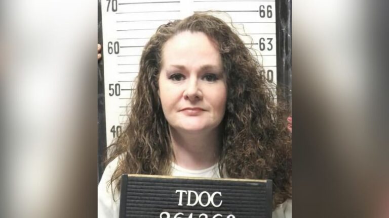 Sobrevive Christa Pike a doble inyección letal en Tennessee; abogados confirman que recuperó el conocimiento
