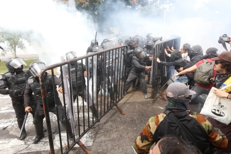 CNDH y Segob investigan abusos policiales en Guadalajara tras protestas por agua contaminada